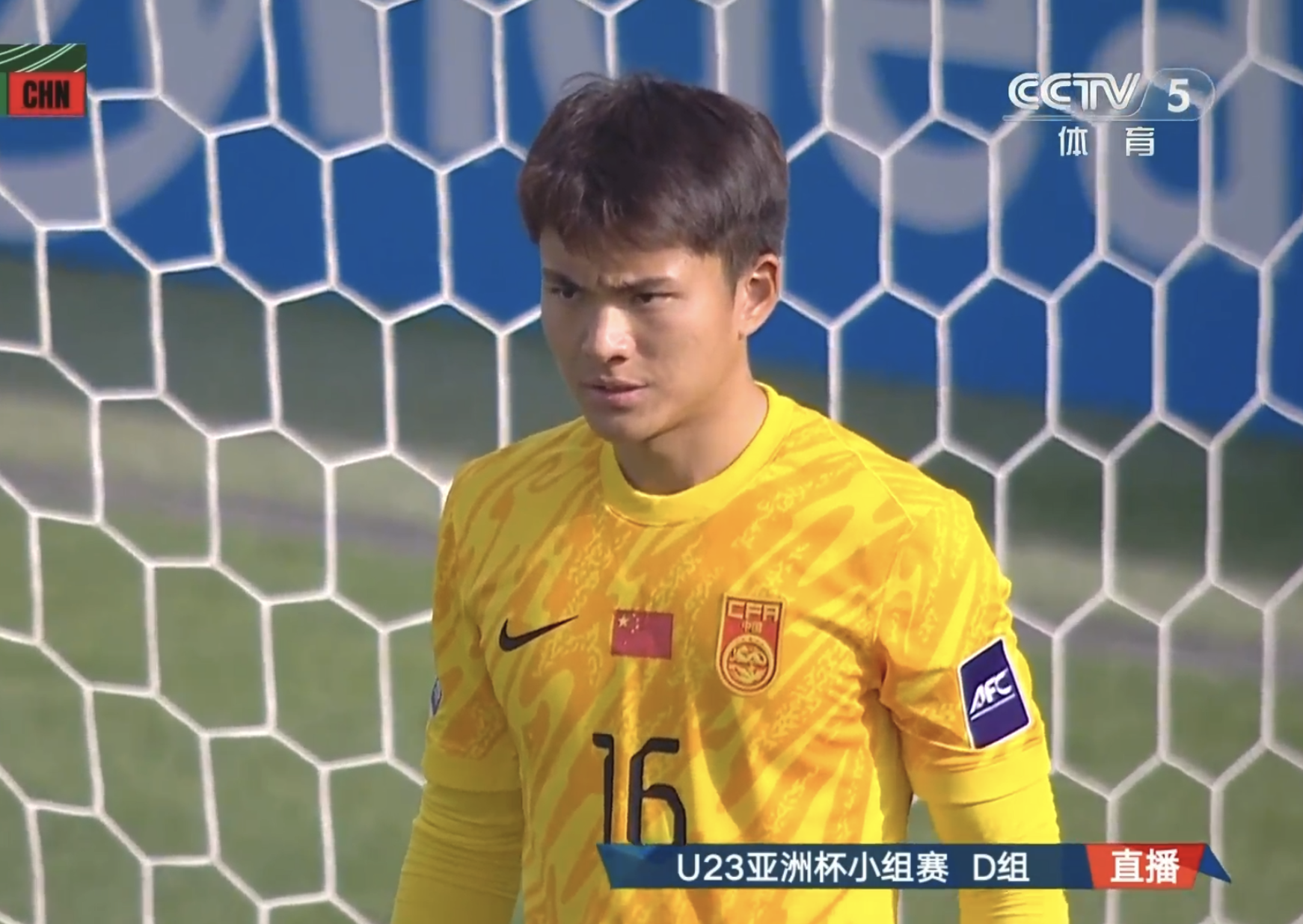 拜合拉木更新社媒，谈到李昊扑出乌龙头球，用3个字回应太可爱了