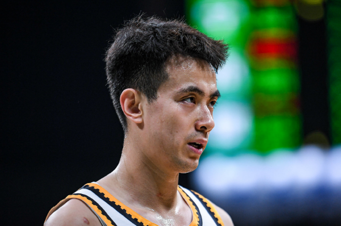 华体会-辽篮官宣：赵继伟确定复出战新疆 此前因肌肉拉伤缺席前14场