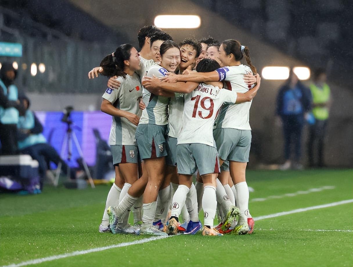 亚洲杯8强出炉！强队爆冷回家，中国女足对手已定，夺冠希望大